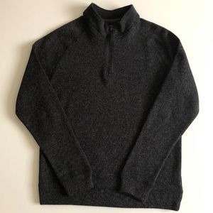 Old Navy men’s sweater